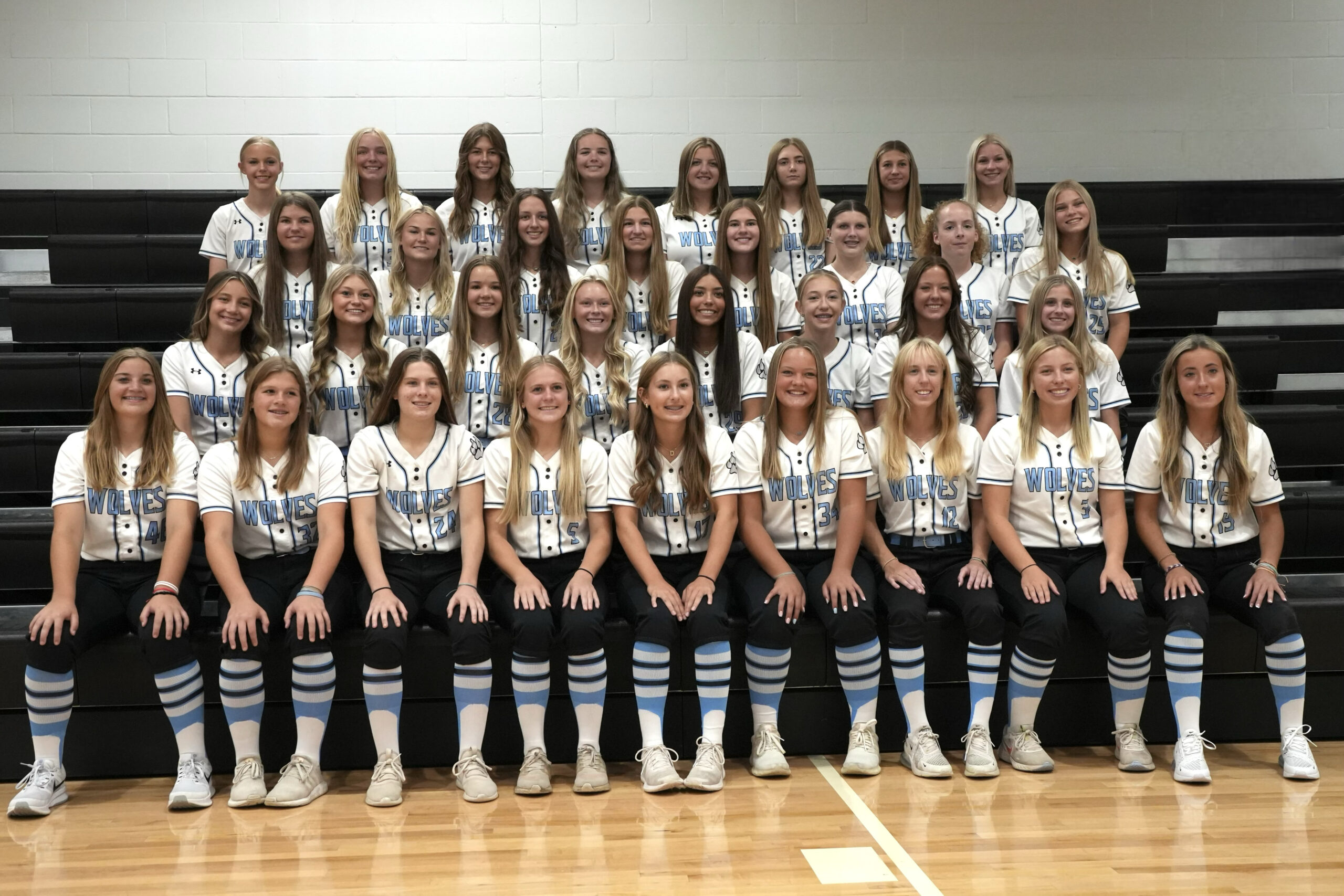 Softball team photo